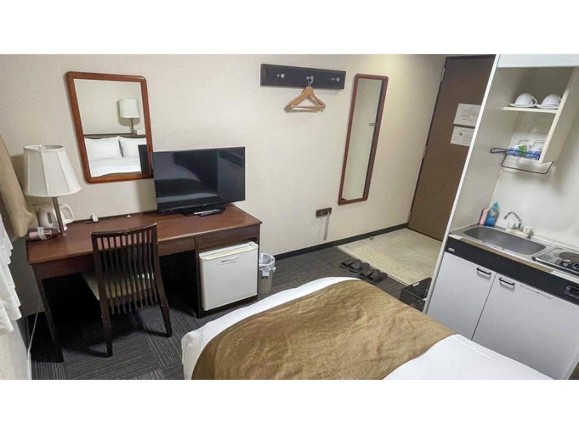 Takatsuki W&M Hotel - Vacation Stay 48546V Экстерьер фото